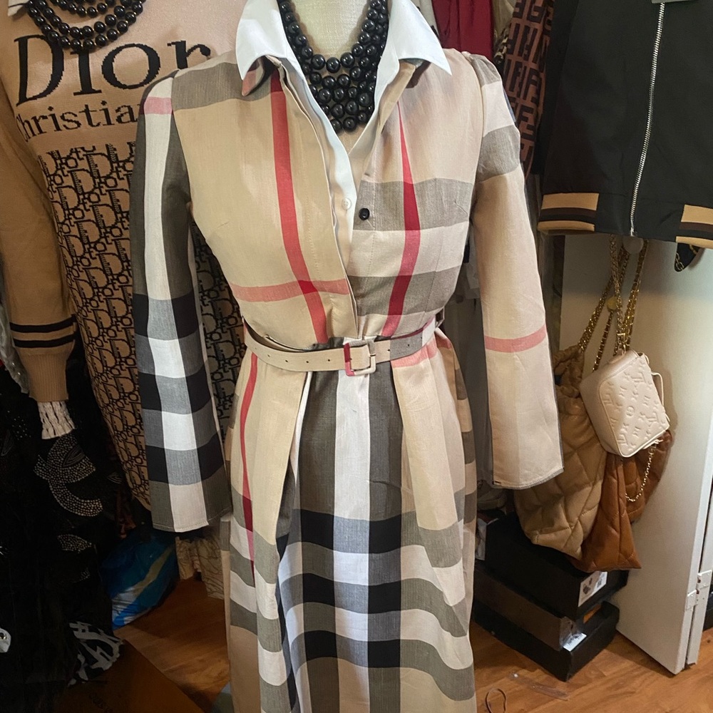 Nova Plaid Dress w Belt Sizes M, L, XL